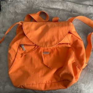 Baggallini mandarin cinched backpack